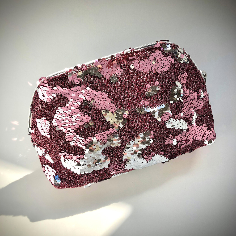 ✳️ Mix-N-Match 5/$25 ✳️ NWT Pink Sequin Makeup Bag